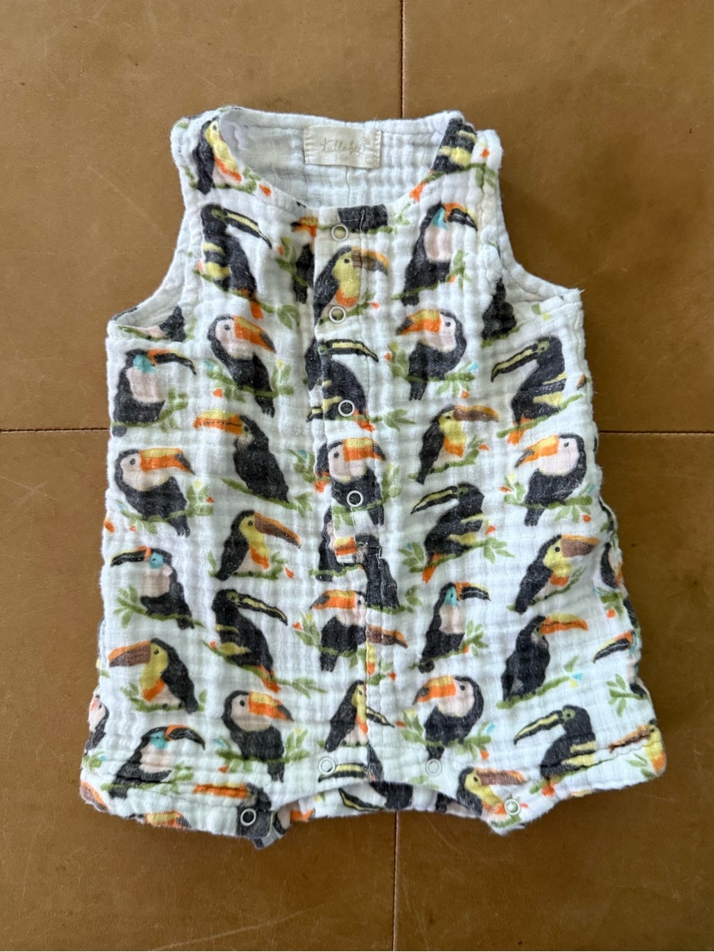 💛$15 FLASH SALE💛Tullabee Toucan Romper 3-6M